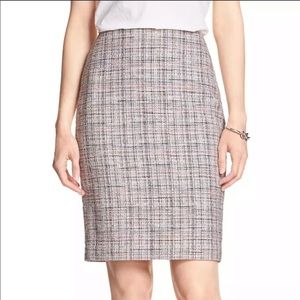 Banana Republic Tweed Pencil Skirt Color-Pink/Black Size 10P NWOT